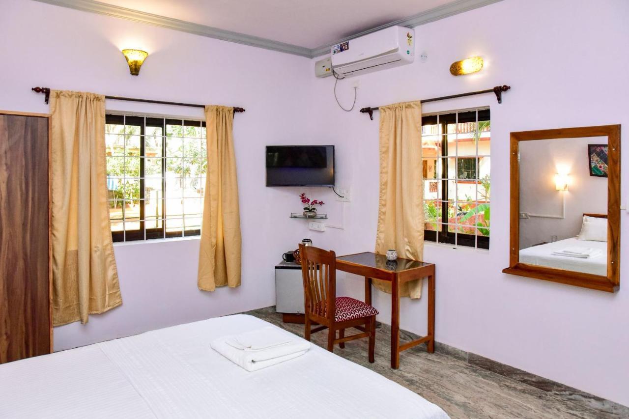 Laliguras Villa 200 Mts From Candolim Beach Buitenkant foto